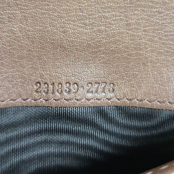 💯Authentic Gucci Long Wallet 🍀 - Picture 16 of 16
